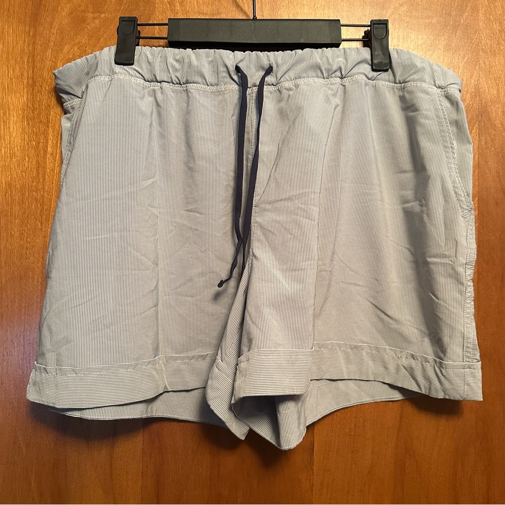 Athleta Shorts Navy Blue Gray Pockets Extra Large XL